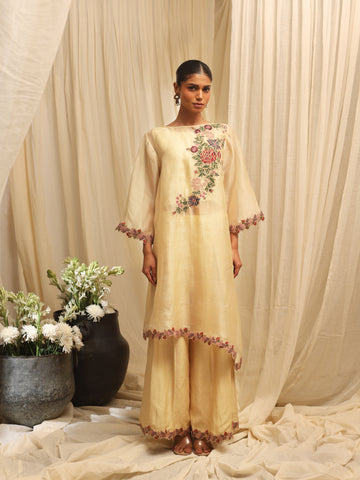 Saanjh Gulab Kurta set