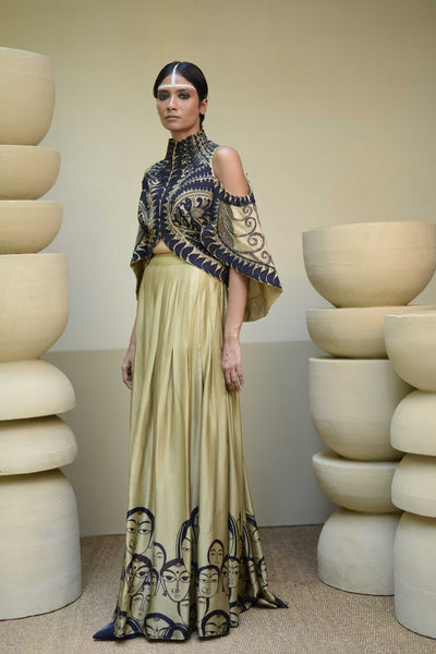 The bankura jacket with portrait skirt