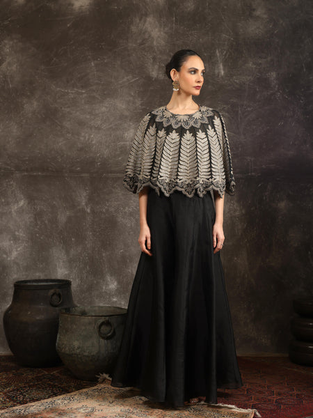 Shadowleaf cape set