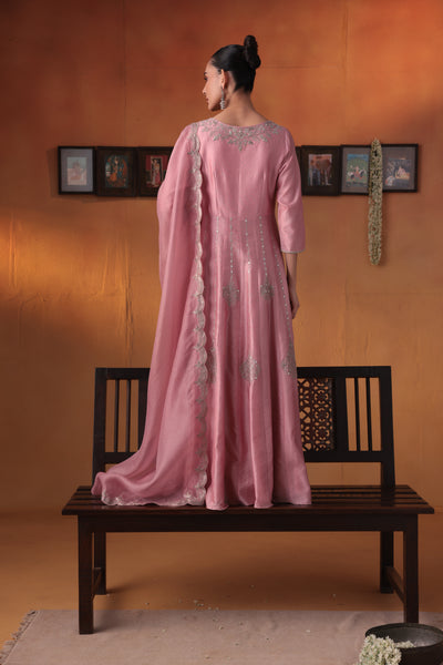 Raag-e-noor kurta set